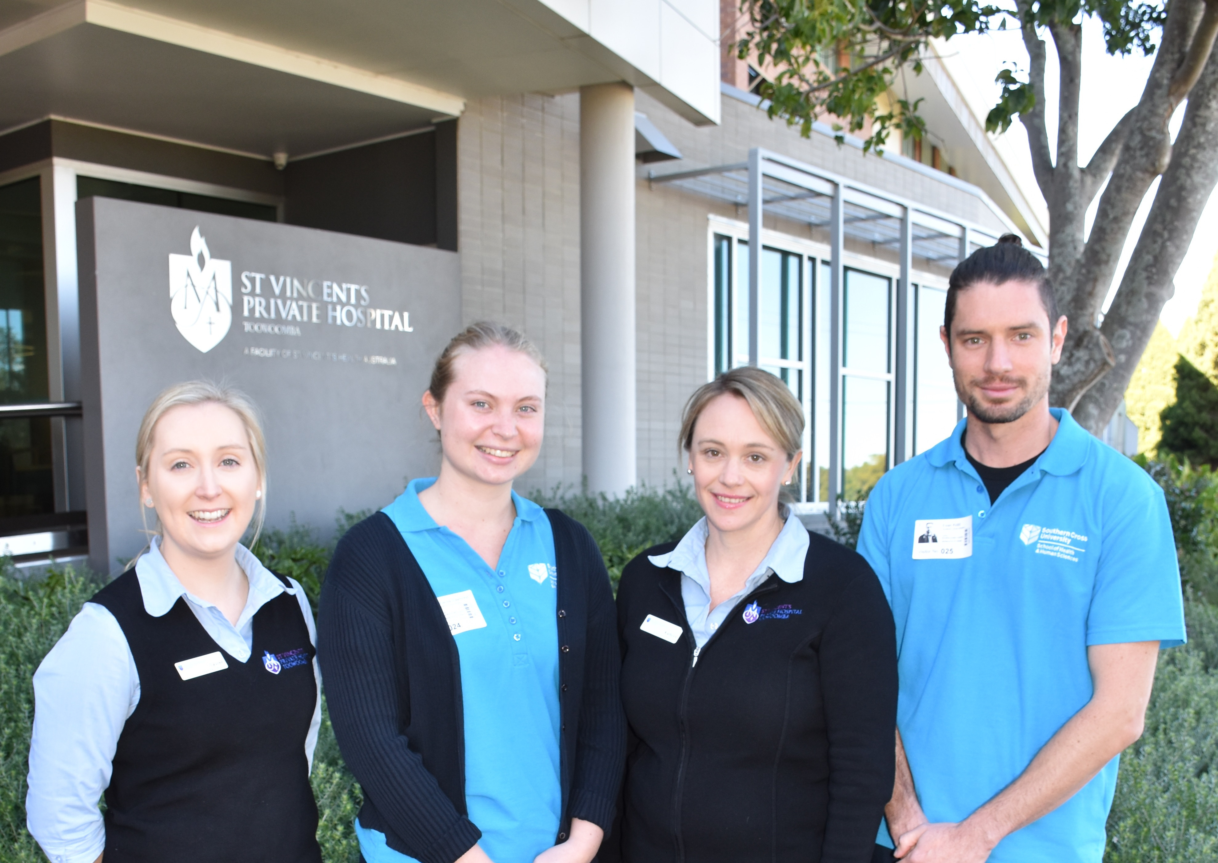 Shardia Raymond Evan Kidd At St Vincents Hospital Front Entrance With Kathryn Lauren3